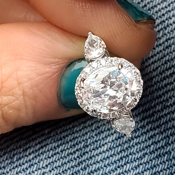 Nwot Moissanite Halo 925 Sterling Silver Ring sz 6 - Picture 9 of 15